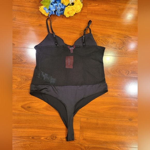 Guess Bodysuit Thong See Through Size XL - Picture 2 of 6